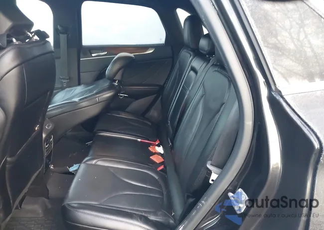 5LMCJ3D94KUL33584: 44060187