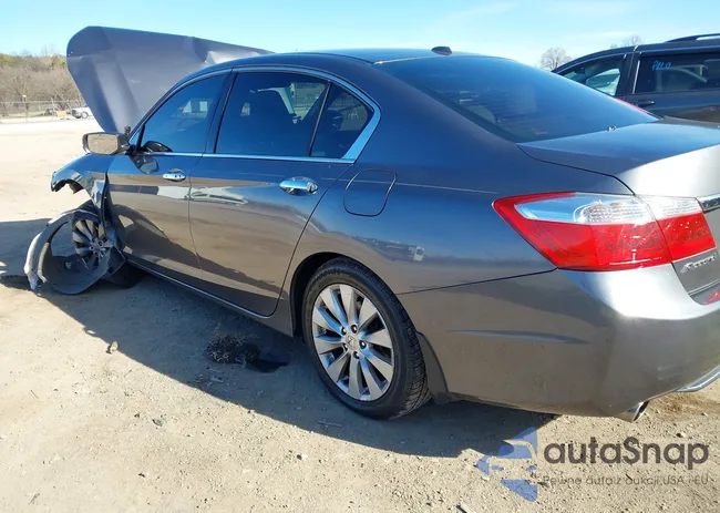 1HGCR3F87DA018322: 44059333