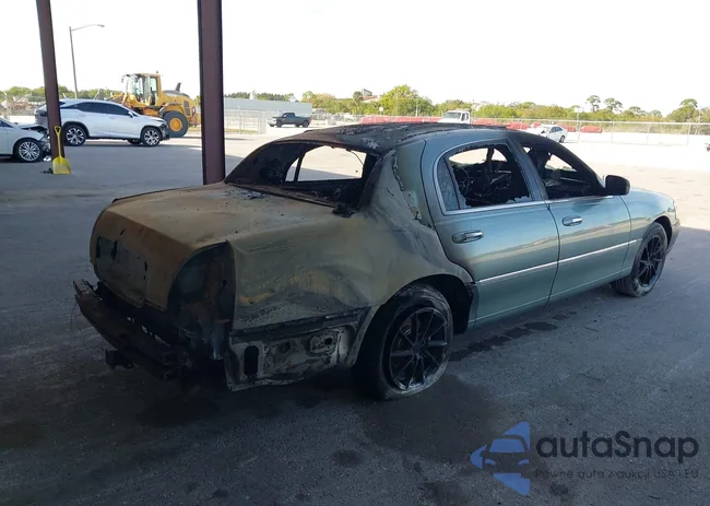 1LNHM81W05Y614947: 44059341