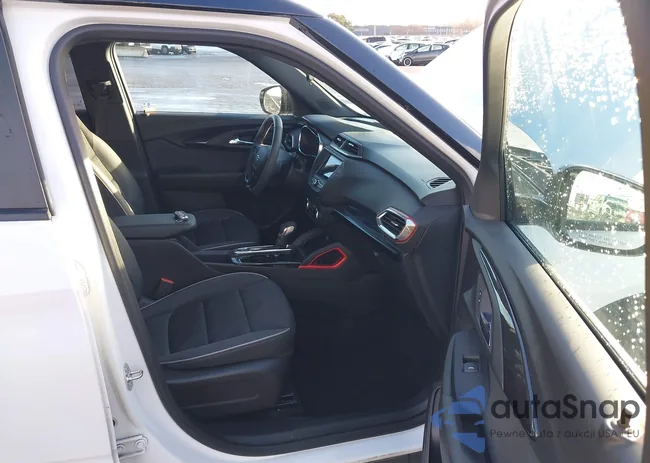 KL79MTSL1PB216133: 44059389