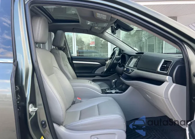 5TDJZRFH2KS966670: 44059516