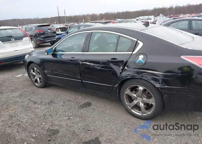 19UUA96289A000784: 44059551