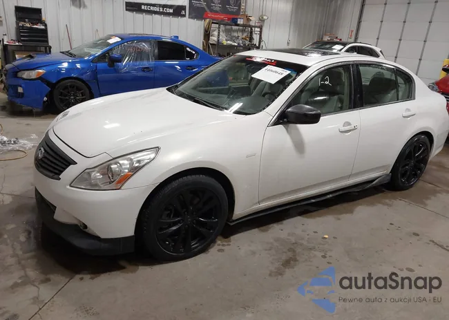 JN1CV6AP1AM403169: 44060648