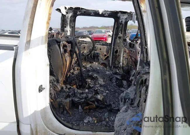 1FTFW1EG2FKF02185: 44060669