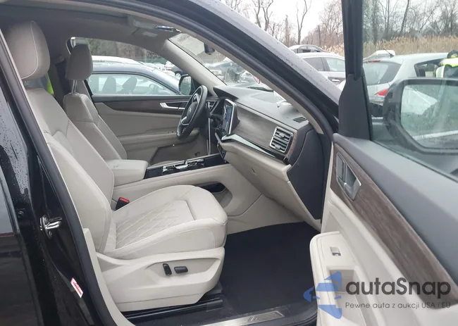 1V2FR2CA7RC583922: 44060686