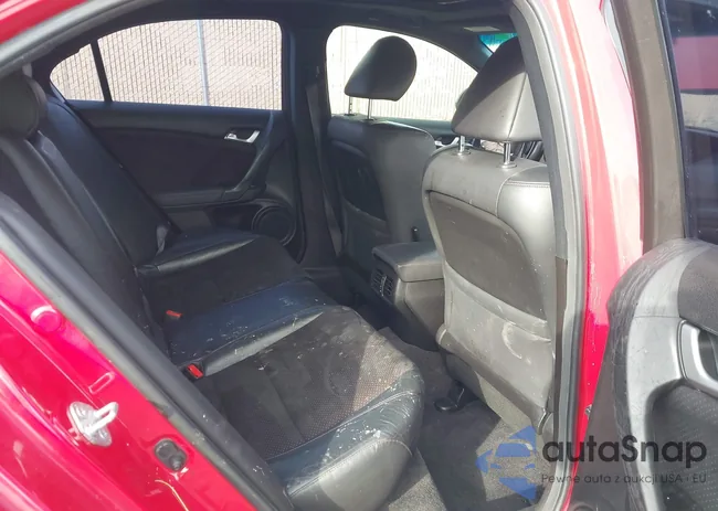 JH4CU2F83EC004199: 44060696