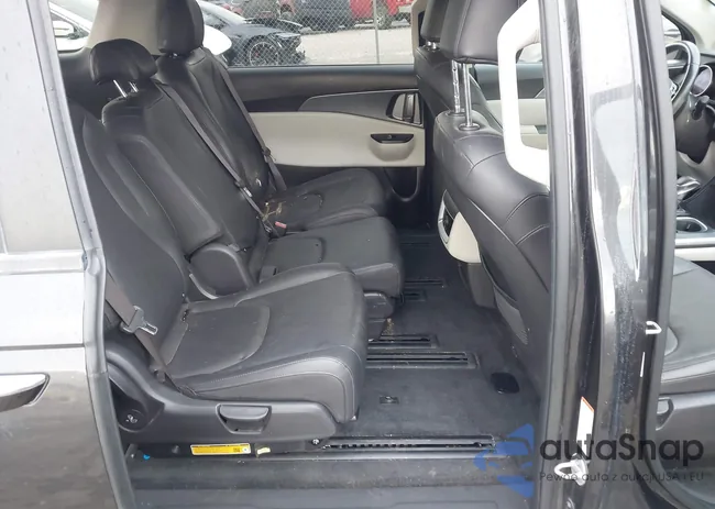 KNDNB4H3XR6320314: 44060699