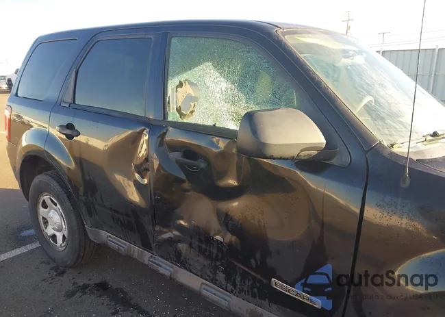 1FMCU02Z08KA95796: 44060785