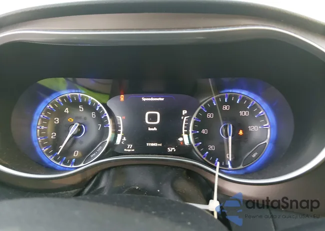 2C4RC1EG9HR543701: 44060806