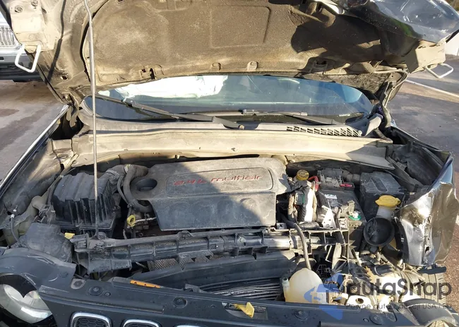 ZACCJAAB4HPF18246: 44060809