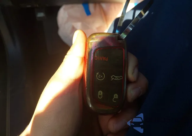 2C3CDXBG3MH579138: 44060890