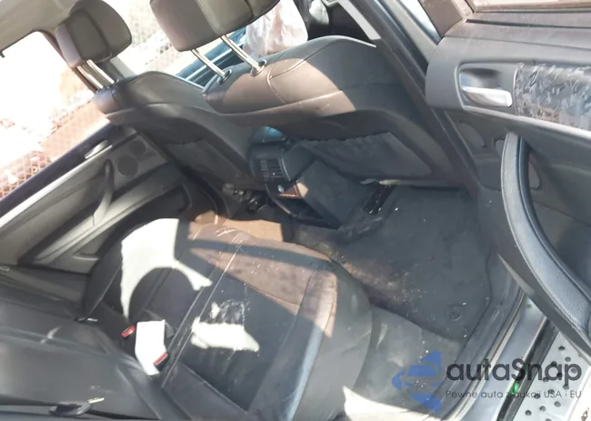 5UXFE435X7L017809: 44060895