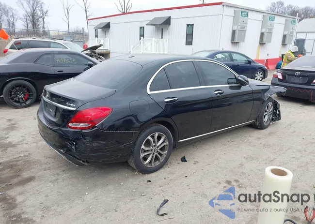 55SWF4KB4JU245643: 44060901