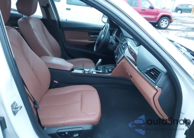 WBA3D5C50EKX98014: 44060937