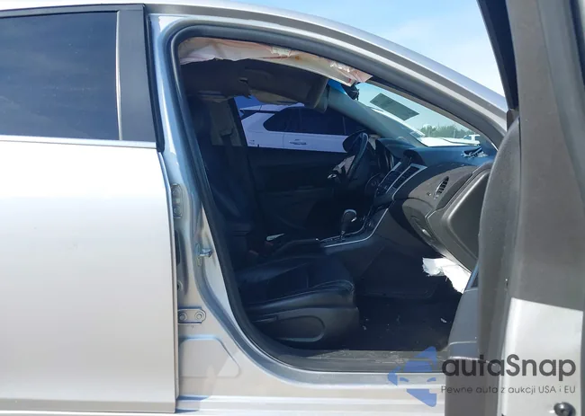 1G1PE5SB8F7265334: 44061089