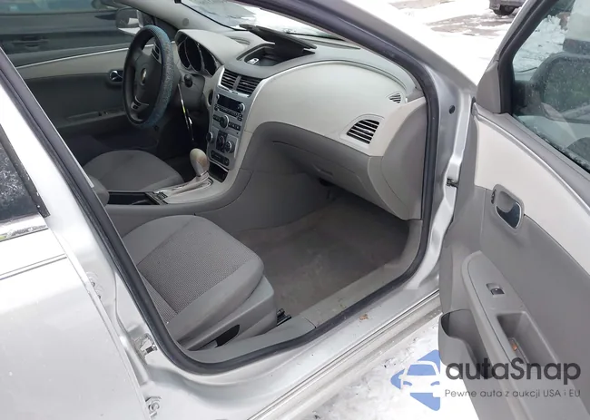 1G1ZB5EB4AF274348: 44061166