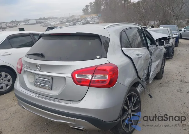 WDCTG4EB3FJ162017: 44061170