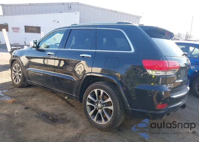 1C4RJFCM5JC395993: 44061214