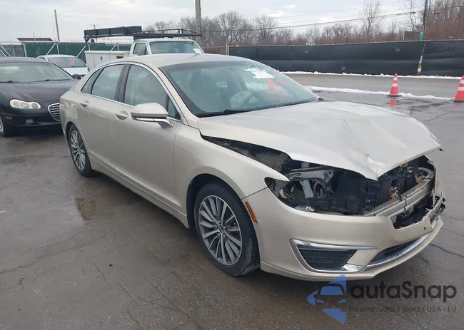 3LN6L5A98HR610585: 44060228