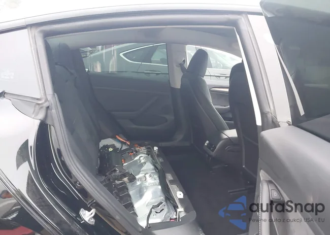 5YJ3E1EA3PF678078: 44060461