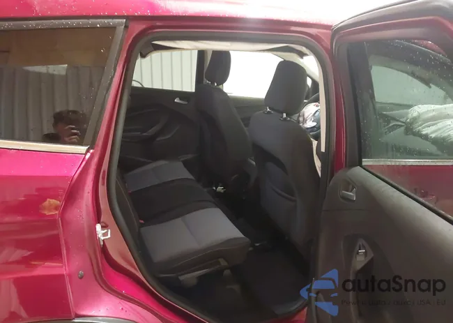 1FMCU0GD4KUA95874: 44060462