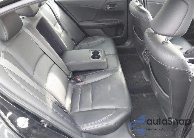 1HGCR3F92GA006107: 44060511