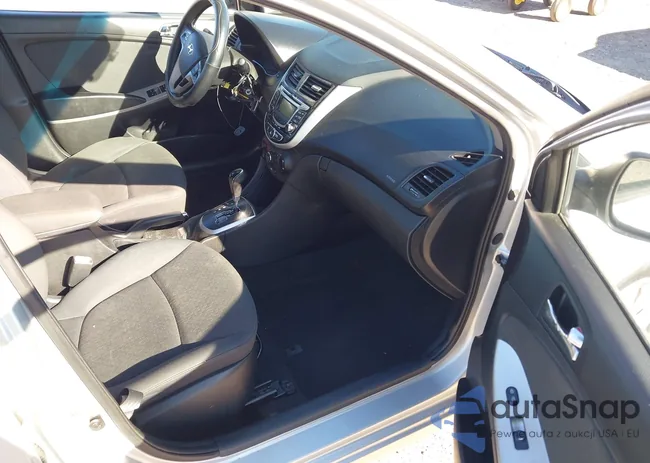 KMHCU5AEXDU076702: 44060586