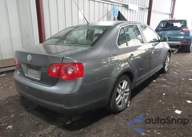 3VWEF71K67M070054: 44061662