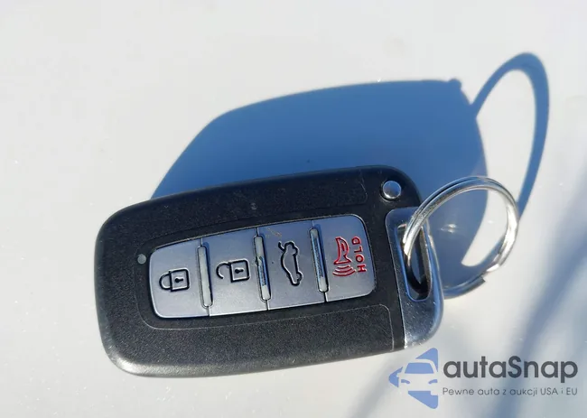 5XYKW4A29CG213204: 44061694