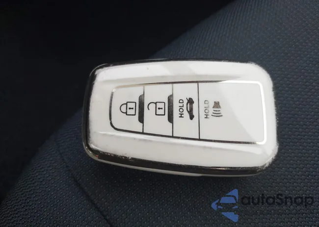 JTND4MBE5M3120219: 44061704