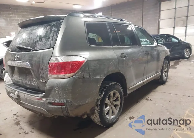 5TDBK3EH4CS150861: 44061721