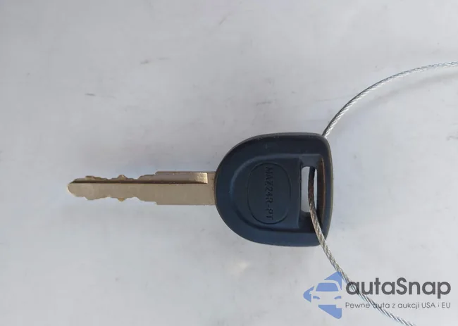 JM3TB2DAXC0358546: 44061748