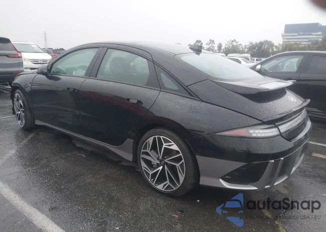 KMHM54AA7SA083971: 44061802