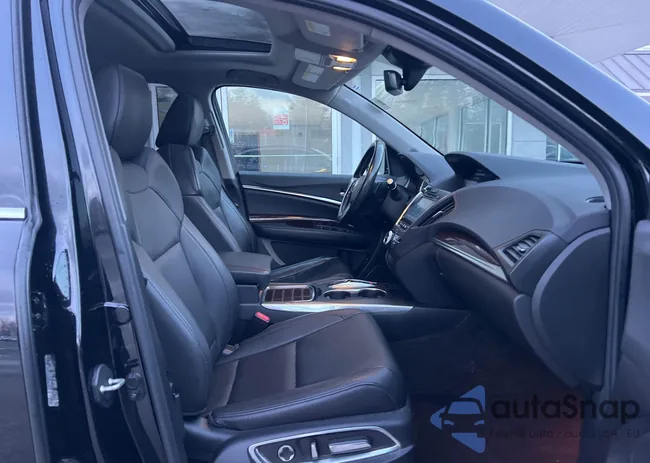 5J8YD4H35LL005647: 44061810