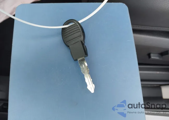 2C4RDGCG2HR677579: 44061821