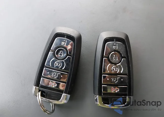 5LM5J7XC0LGL20676: 44061853