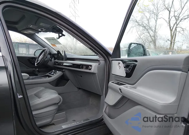 5LM5J7XC0LGL20676: 44061853