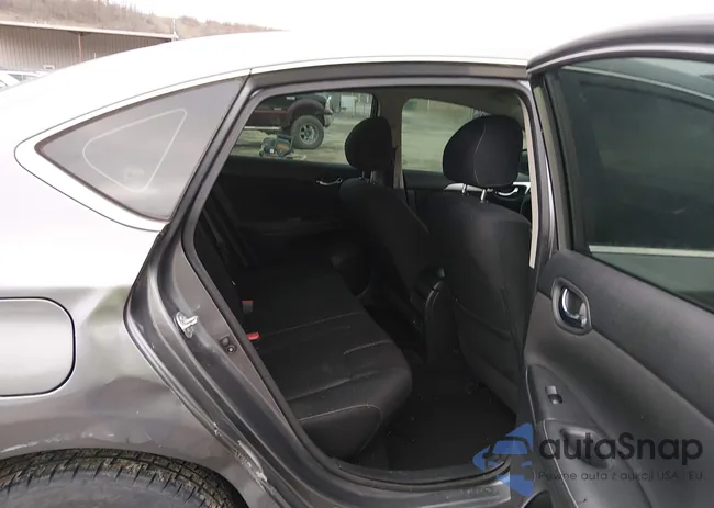 3N1AB7AP7JY231538: 44061886