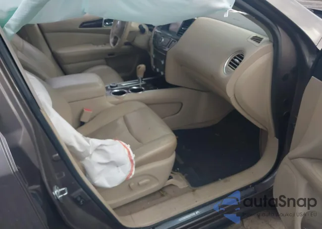 5N1AR2MM4EC629216: 44061990