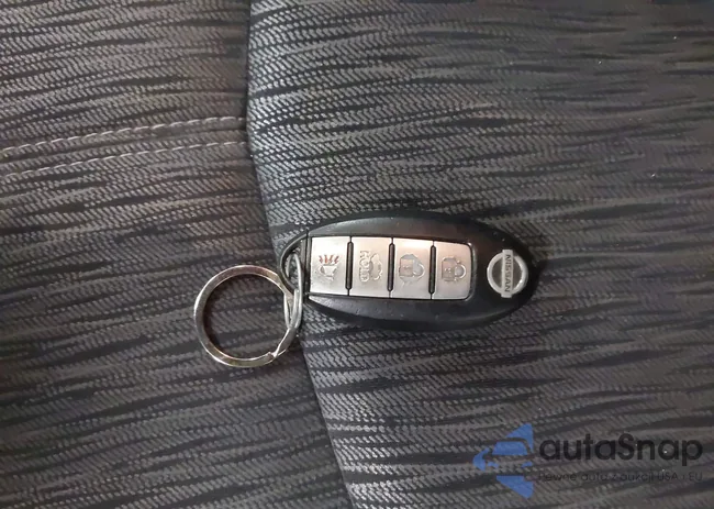 3N1AB7AP5EY339288: 44062095