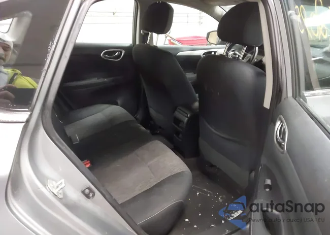 3N1AB7AP5EY339288: 44062095