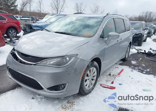 2C4RC1BG7JR192958: 44062102