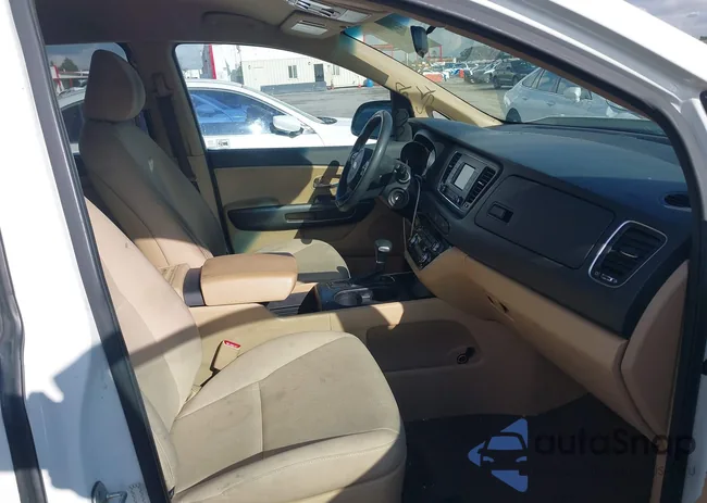 KNDMB5C11J6373107: 44062113