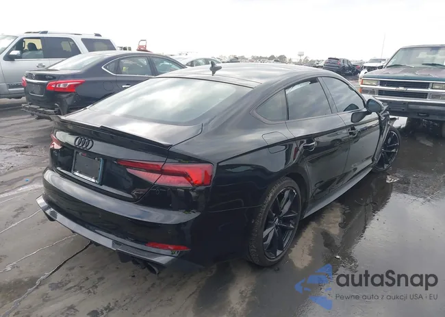 WAUFNCF52KA073865: 44062181