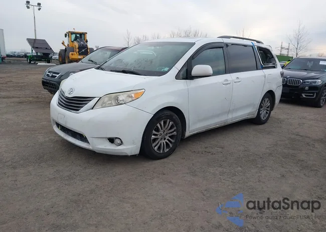 5TDYK3DC5BS131654: 44061348