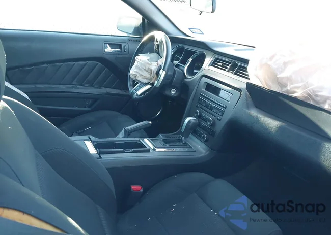 1ZVBP8AM9E5284238: 44061368