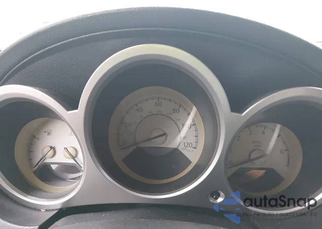 1C3LC56B19N551553: 44061380