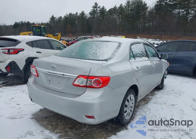 2T1BU4EE8DC064100: 44061414