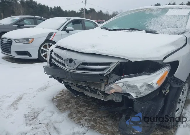 2T1BU4EE8DC064100: 44061414