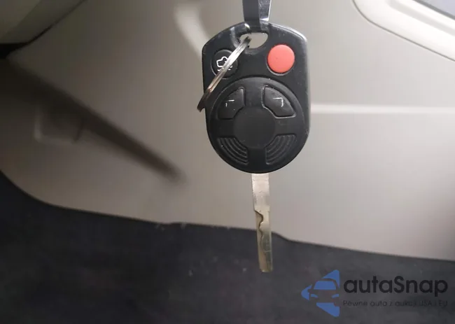 1FADP3F29EL215217: 44062830